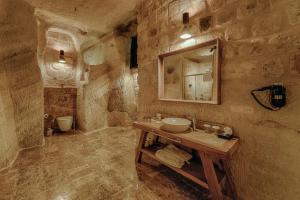 Solem Cave Suites