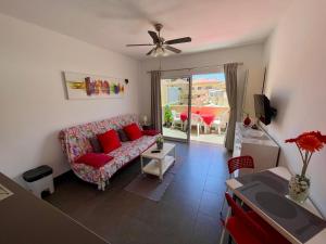 Cozy and sunny apartment with everything you need, Great location