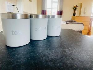 Quaint studio flat in Harrow