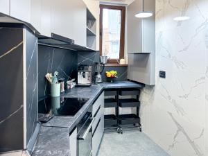 HUGE spectacular apartment 3BR ultra central Rosetti