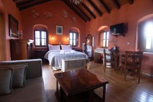 Presidential Suite room in Petropoulakis Tower