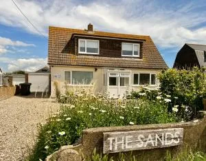 Pass the Keys The Sands Superb Newly Refurbished Beach Home - Rye
