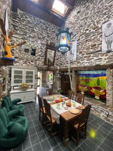 O Forno de Catuxa Cottage & Roman Wall