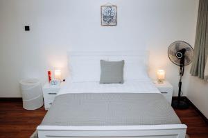 Cozy Corner Chic Studio Haven