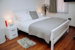 Cozy Corner Chic Studio Haven