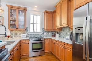 Moore Shore Time by Bryant Real Estate