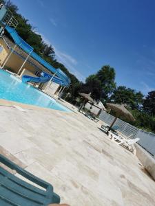 Campings Bungalow camping 3 etoiles : photos des chambres