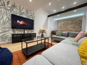 Les 3 Suites - 6 personnes - 3 chambres avec SDB privatives