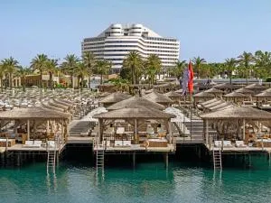 Titanic Deluxe Lara - Lara