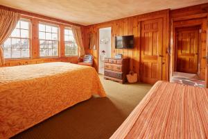 Standard Double Room room in Kalmar Village & Tradewinds