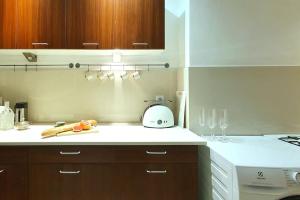 Mokotowska Wilcza Plac Trzech Krzyży free parking