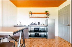 CANTO DEL RIO-Rivas- vista a la montaña- tranquilo