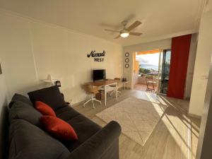 Nomads Nest - Sea View Apartment with Pool - Ideal for Vacation & Remote Work