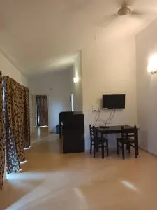 sparsh challet a comfortable stay - Dhamni