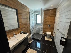 Apartment for rent At lake view New cairo