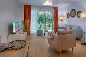 Appart'hotels Residence Services Seniors - Domitys Les Jardins d'Ahna : Appartement 2 Chambres