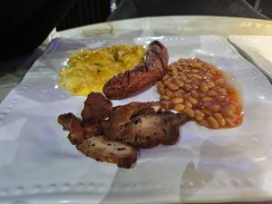 West Wing hotel and apartment