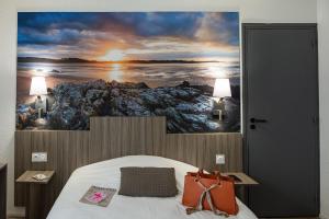 Hotels Contact Hotel du Champ de Mars de Saint-Brieuc : photos des chambres