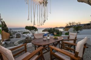 VETUS PORTUM SUITES TINOs