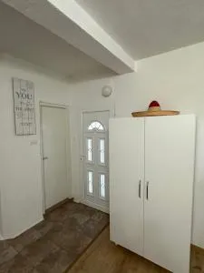 Studio Apartment - Rudina