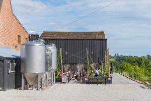 The Hop Farm by Bloom Stays