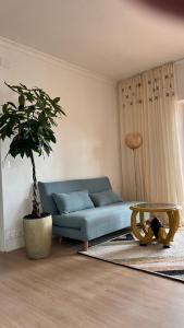 Abajo Stijlvol appartement met zwembad en tuin