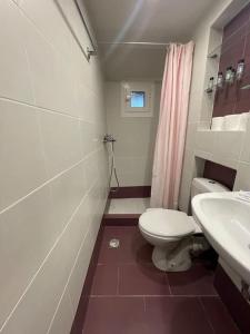 Όμορφο κατάλυμα στην κεντρική πλατεία του χωριού