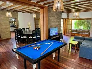 Olive Tree House with Pool Table and Swimming Pool - 卢汉德库约