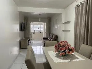 Casa 1 km do centro - 加拉尼温斯