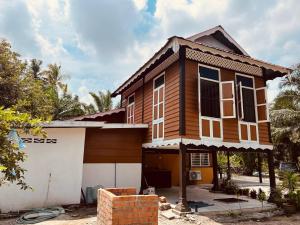 Inap Desa RSawit Pintu A