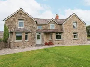 Segrwyd Uchaf - 登比