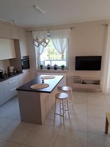 Czartoryskich 7 - 3 pok - parking podziemny w cenie !!!