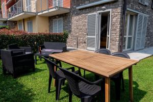 SantAnna Villetta Giardino - Pianello del Lario by LoveComo