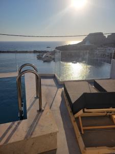 Almyra Boutique Suites with Private Pool -Finiki