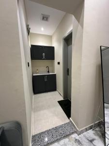 شقة استديو تصميم أنيق وهادئ العقيق بدخول ذاتي بالقرب من البوليفارد