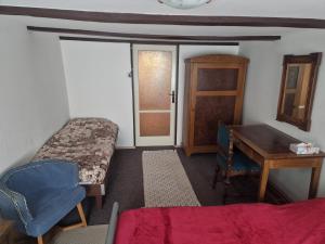 Jedová Chýše Skalka