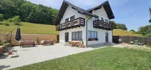 Cezar House - Codlea