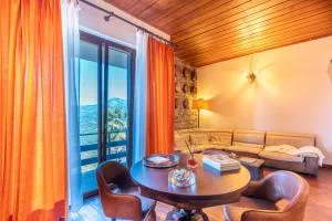 Villa Loris - History & Luxury - Chiozza