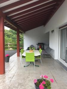 Appartements GITE URSUYA 3 etoiles de plain-pied idealement situe : photos des chambres