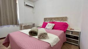 Bombas Bombinhas, a 50m do Mar, Apartamento 2 quartos, com churrasqueira na sacada, Ar e Wi-fi