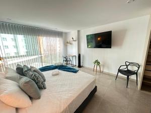 Belmonte403-Hermoso apartaestudio en avenida centenario