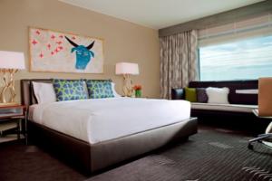 Essential King Room room in Kimpton Hotel Palomar Phoenix Cityscape an IHG Hotel