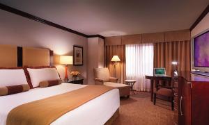 Deluxe King Room room in Ameristar Casino Hotel Council Bluffs