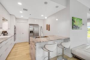 TOPSL Beach Manor 114