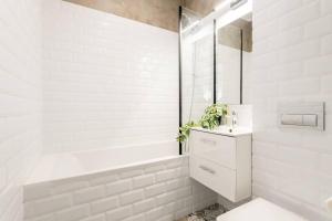 Gigi Studio Deluxe Mokotow