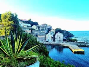 Maison de pêcheur du petit port - Luri