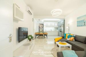 Beautiful Modern Apartment 200mts from Beach Torre Horadada