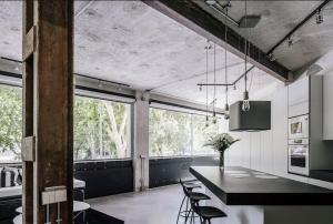 For You Rentals Espectacular apartamento TEMPORAL en Madrid Río VAL100