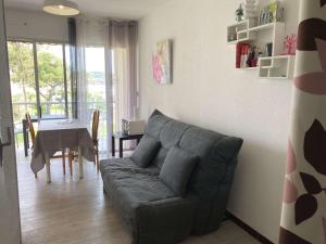 Appartement T1 à Balaruc-les-Bains avec WIFI - Équipement complet, idéal pour 2 personnes - FR-1-553-145