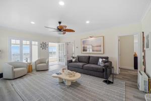 Carlsbad Blvd Villa